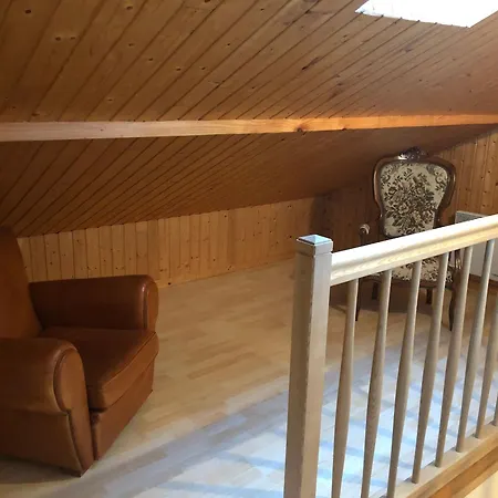 Spacieux Avec Balcon, Wifi Gratuit, Proche Et Station De - Fr-1-589-140 بيت للعطل