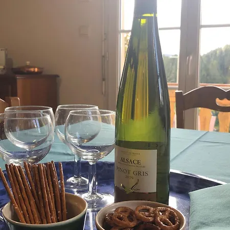 Spacieux Avec Balcon, Wifi Gratuit, Proche Et Station De - Fr-1-589-140 *