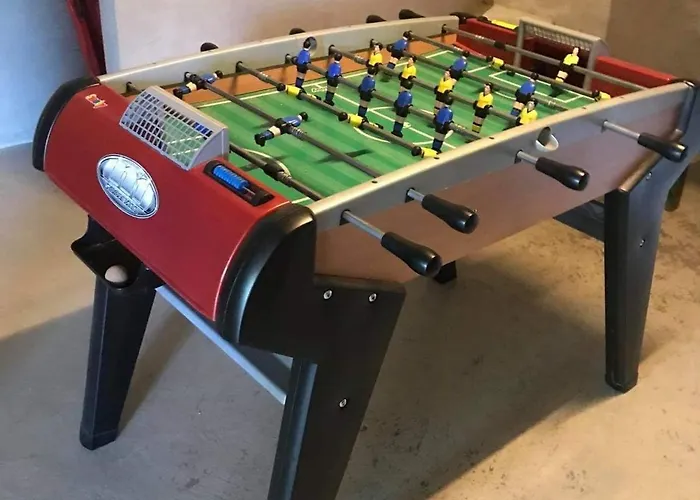 Spacieux Avec Balcon, Wifi Gratuit, Proche Et Station De - Fr-1-589-140 *