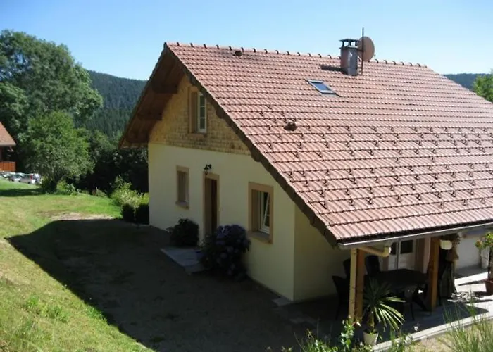 Spacieux Avec Balcon, Wifi Gratuit, Proche Et Station De - Fr-1-589-140