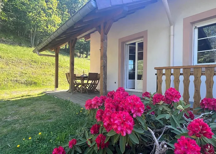 Дом отдыха Spacieux Avec Balcon, Wifi Gratuit, Proche Et Station De - Fr-1-589-140