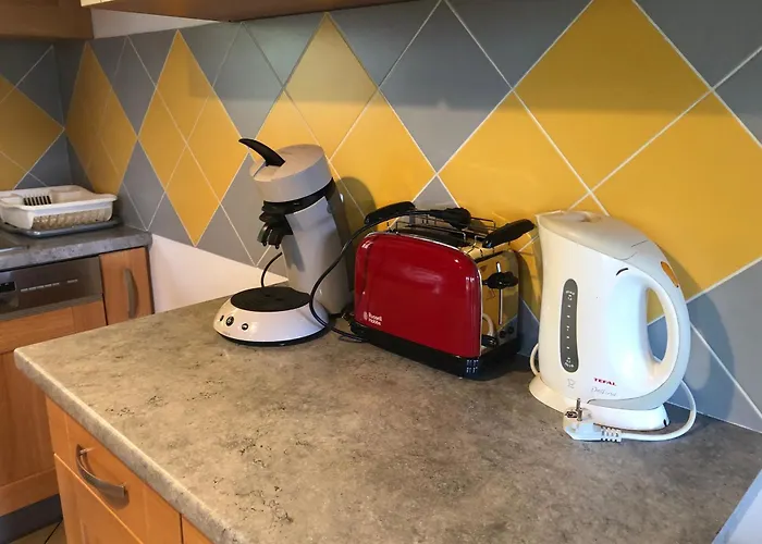 Spacieux Avec Balcon, Wifi Gratuit, Proche Et Station De - Fr-1-589-140 * Жерарме